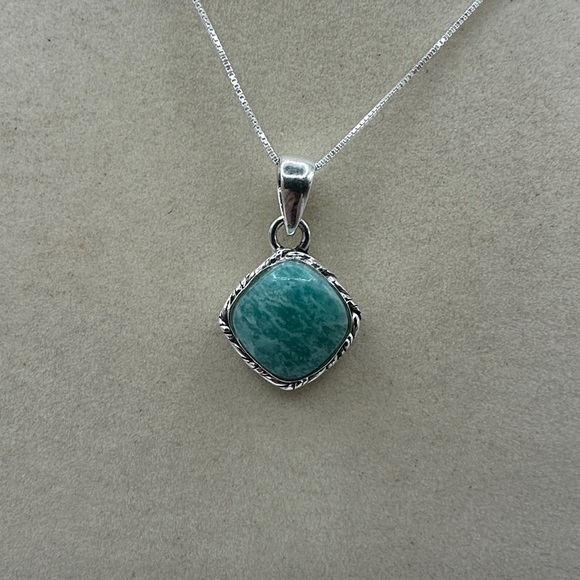 None Jewelry - Silver Amazonite Pendant on Silver Chain